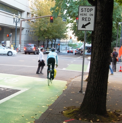 DowntownBikeBoxCarBike_0.jpg