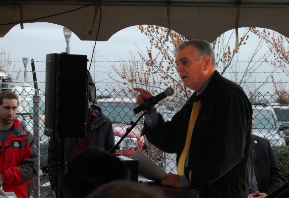 LaHood_speaks2_0.jpg